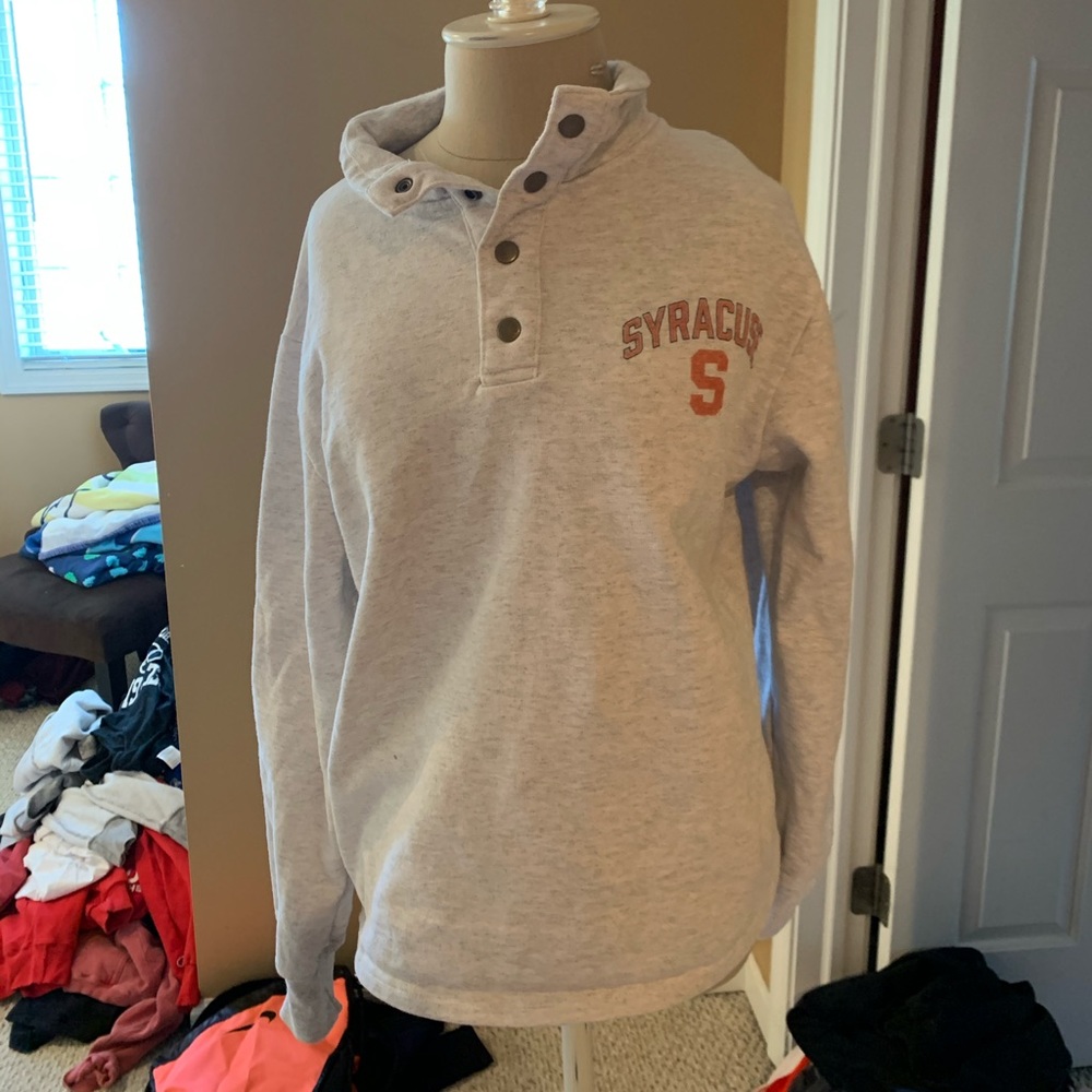 Syracuse pullover